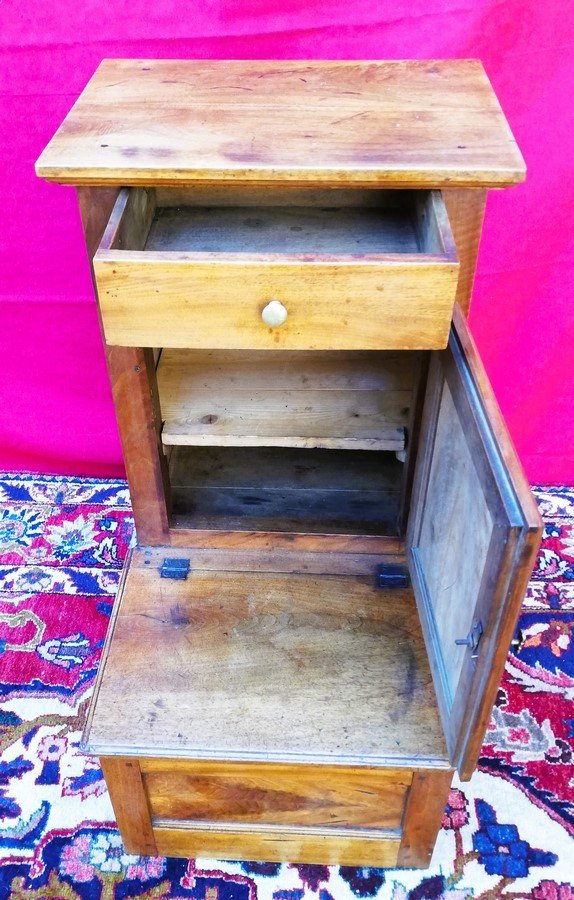 Small Walnut Oratory -photo-4