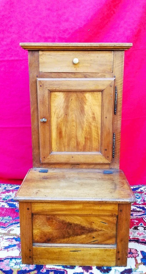 Small Walnut Oratory 