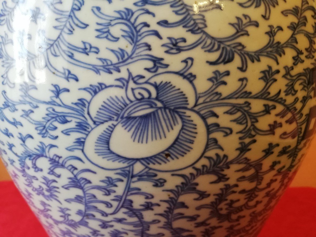 Large Blue And White Vase From China -photo-4