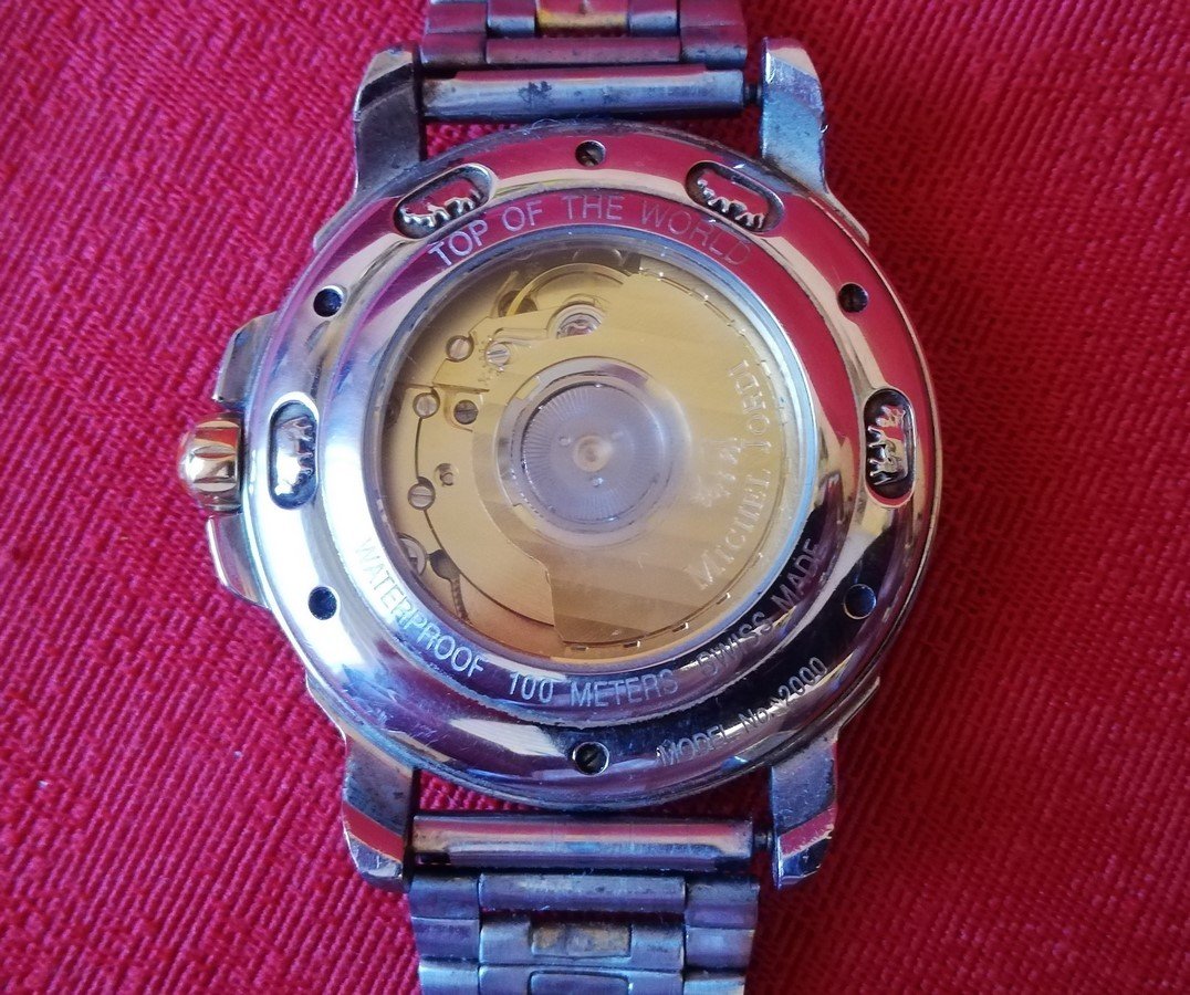 Montre Suisse automatique  -photo-1