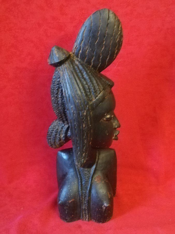 African Woman Statue  -photo-1