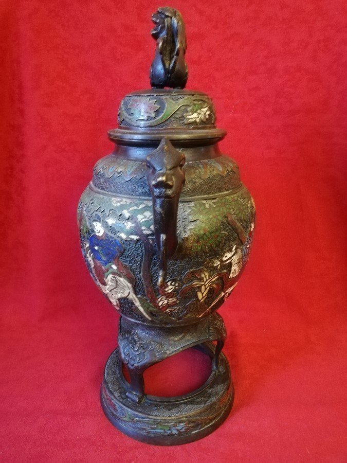 Large Cloisonné Covered Vase -photo-2