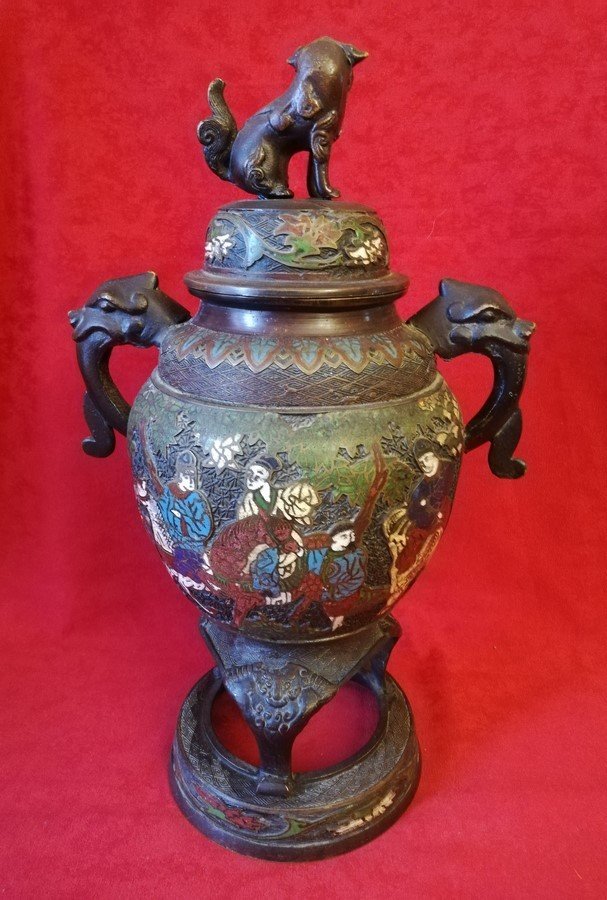 Large Cloisonné Covered Vase -photo-3