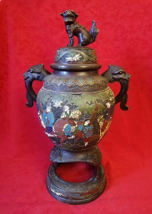 Large Cloisonné Covered Vase 