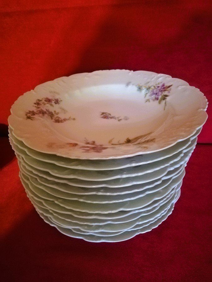 Porcelain Dinner Service -photo-5