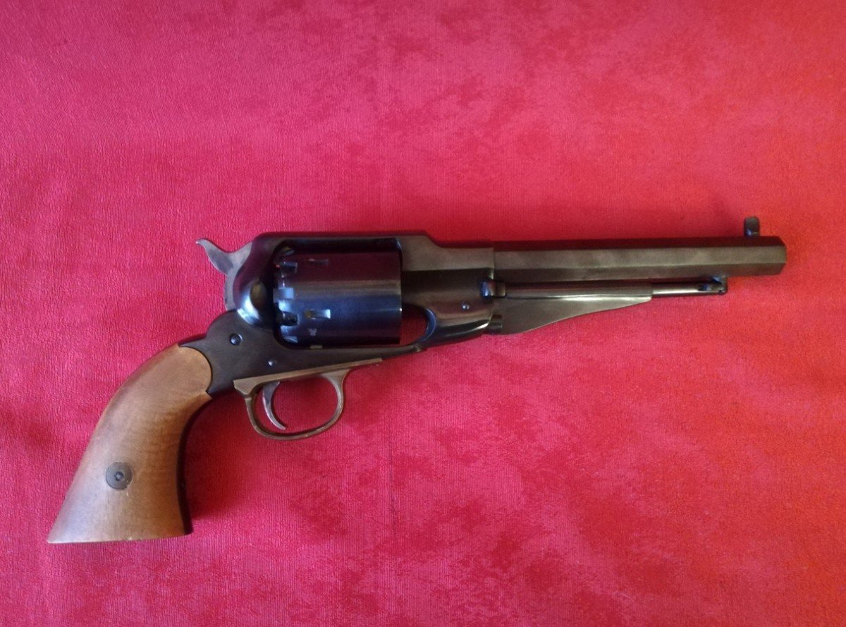 Replica Of An American Pistol -photo-2