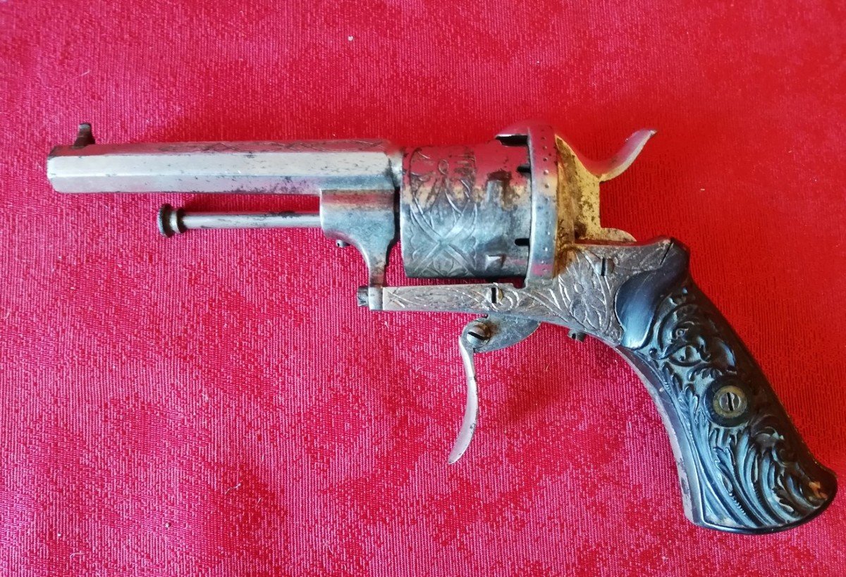 Pistolet à barillet 