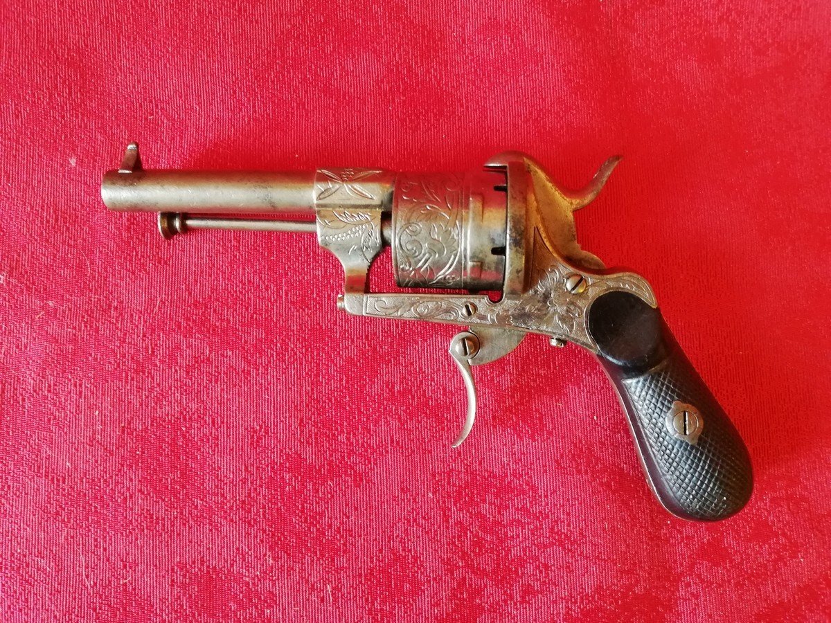 Petit pistolet à barillet 