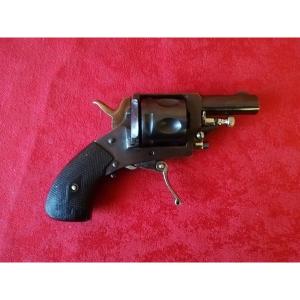 Bulldog Revolver 