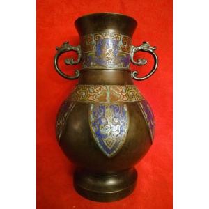 Vase en partie cloisonné