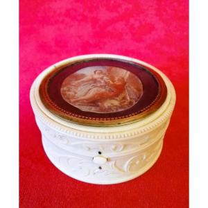 19th Century Round Box