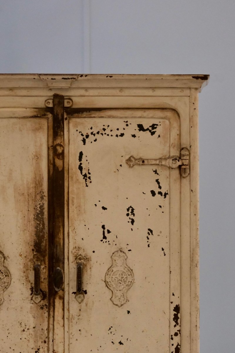 Rare Armoire En Fonte Datée 1847-photo-2