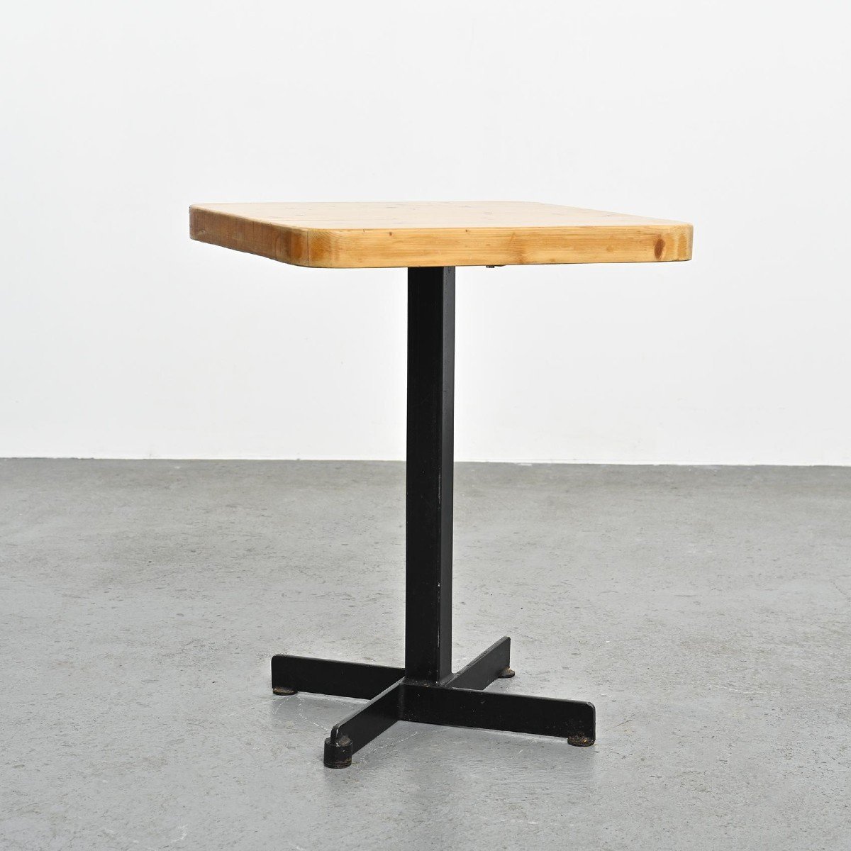 Table Carrée, Charlotte Perriand, Les Arcs 2000, Circa 1979-photo-1