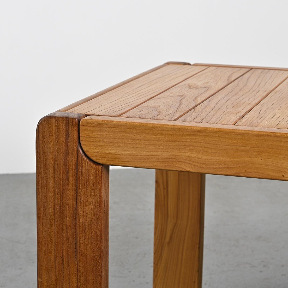  Extending Table In Solid Elm, Circa 1980 -photo-2