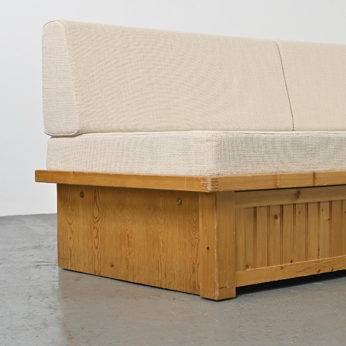  Charlotte Perriand, Les Arcs Bench Circa 1973-photo-4