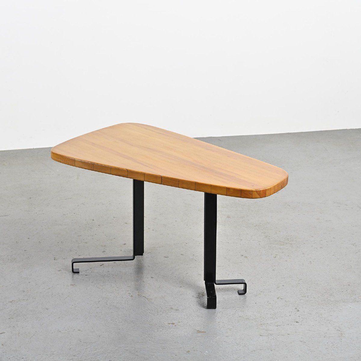 Free Form Table, Charlotte Perriand For Les Arcs, Circa 1986-photo-1