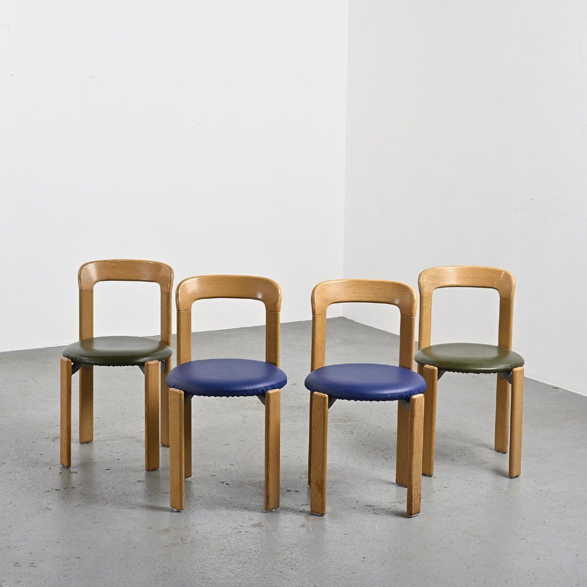 Suite De 4 Chaises Vintage Par Bruno Rey, Dietiker Switzerland 