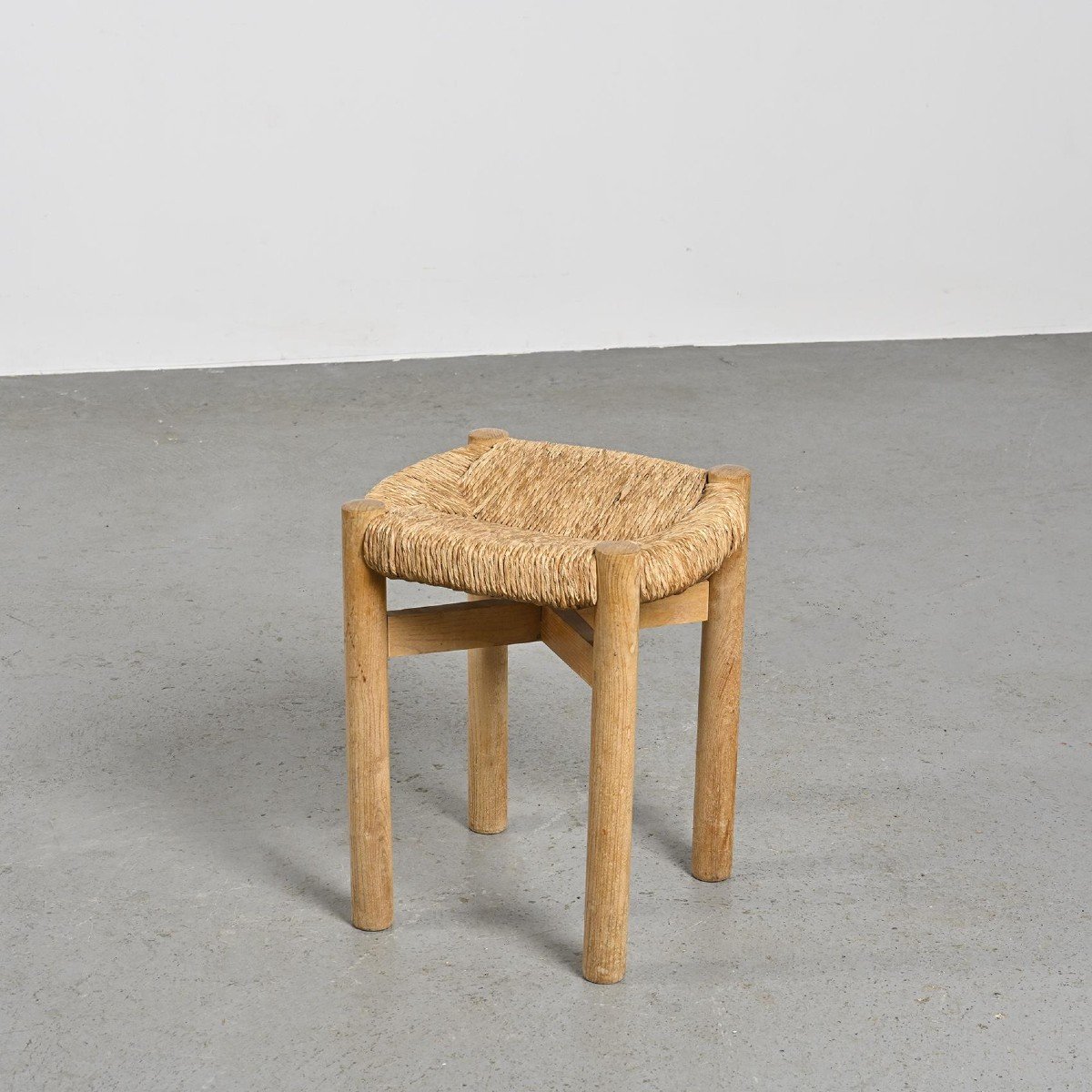 Charlotte Perriand : Tabouret Modèle Orcières, Sentou Vers 1967 