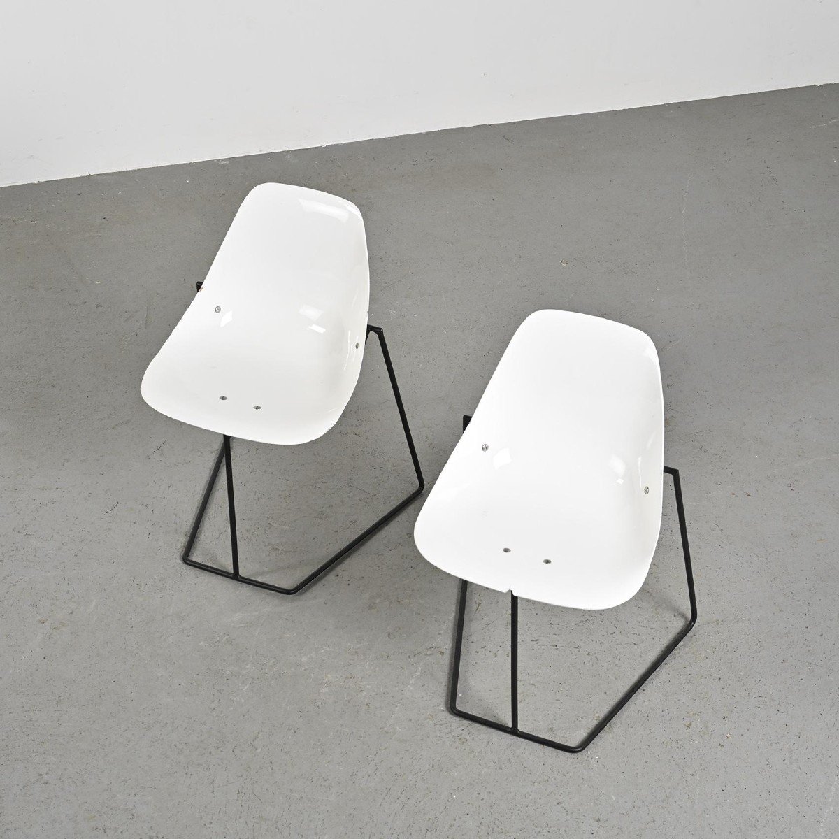 Prototype De Chaises Coccinelle Par René-jean Caillette, Steiner -photo-2