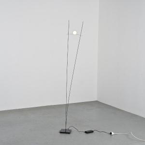  Lampadaire Ilios Par Ingo Maurer, 1983