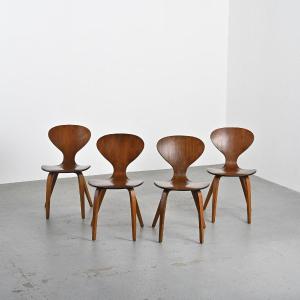 Suite De Quatre Chaises Par Norman Cherner, Plycraft Circa 1965