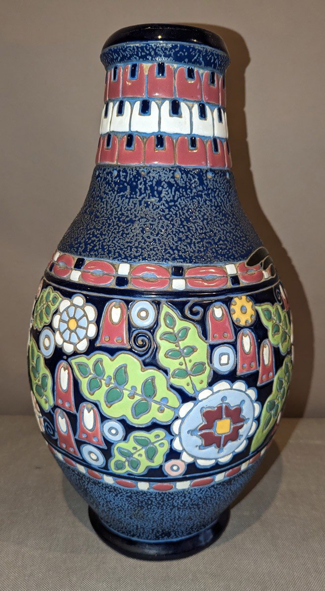 Amphora. Large Ovoid Ceramic Vase With Polychrome Enameled Cover (parrot)-photo-1