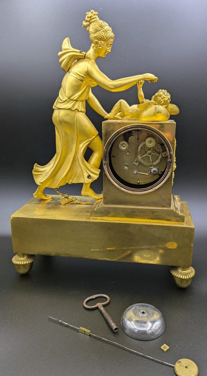 Empire Pendulum In Gilt Bronze "birth Of Love"-photo-2