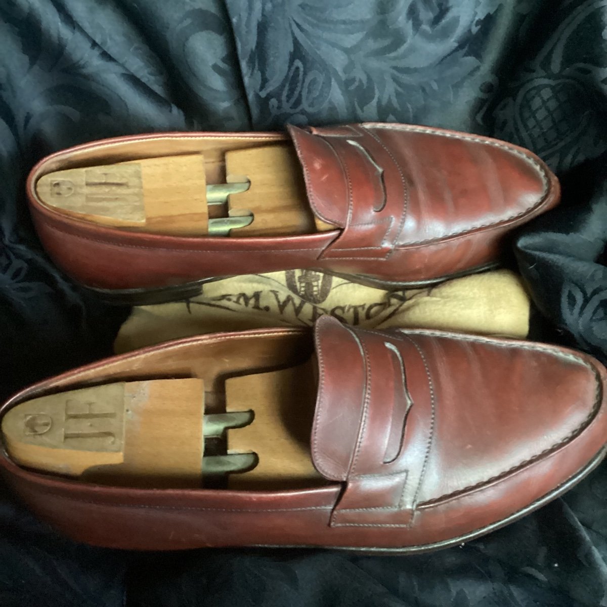 High Quality Weston Loafers, Brown Red, Size 44, With Adjustable Wooden Shoe Trees.-photo-2