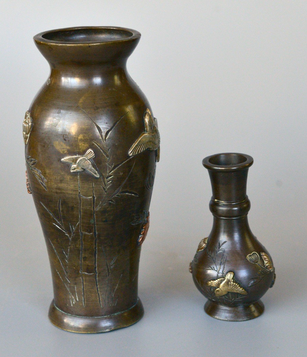 Japan Two Small Bronze Vases Inlaid With Gold, Silver And Copper, 19th C.-photo-1