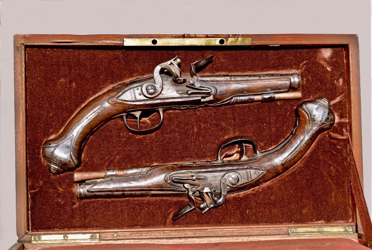 Pair Of Silex Pistols 18th In Box 