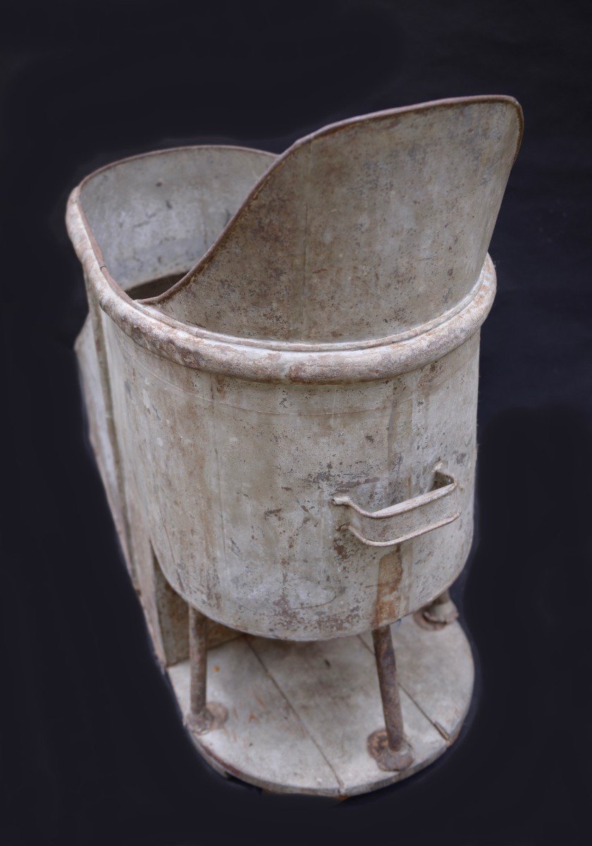 Zinc Shoe Bathtub Late 18th-early 19th Century-photo-1