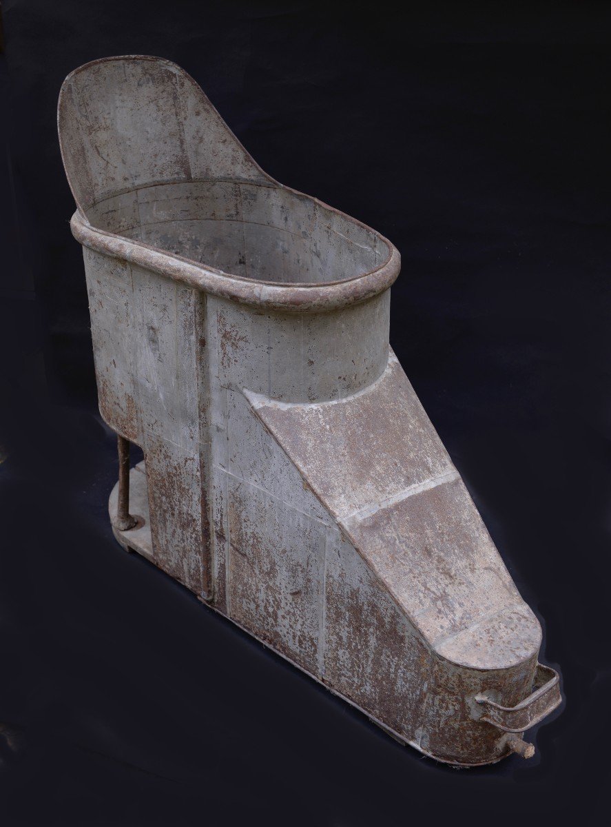 Zinc Shoe Bathtub Late 18th-early 19th Century