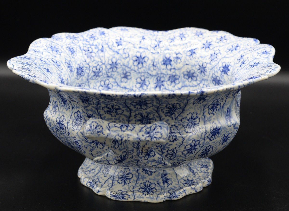Corbeille ou Saladier en Porcelaine Opaque de Vieillard à Bordeaux XIXème