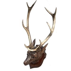 Tête de Cerf en Bois Sculpté 19ème Forêt Noire