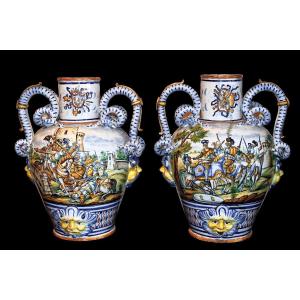Pair Of Large Water Fountains In Hand-painted Italian Majolica, 18th Century