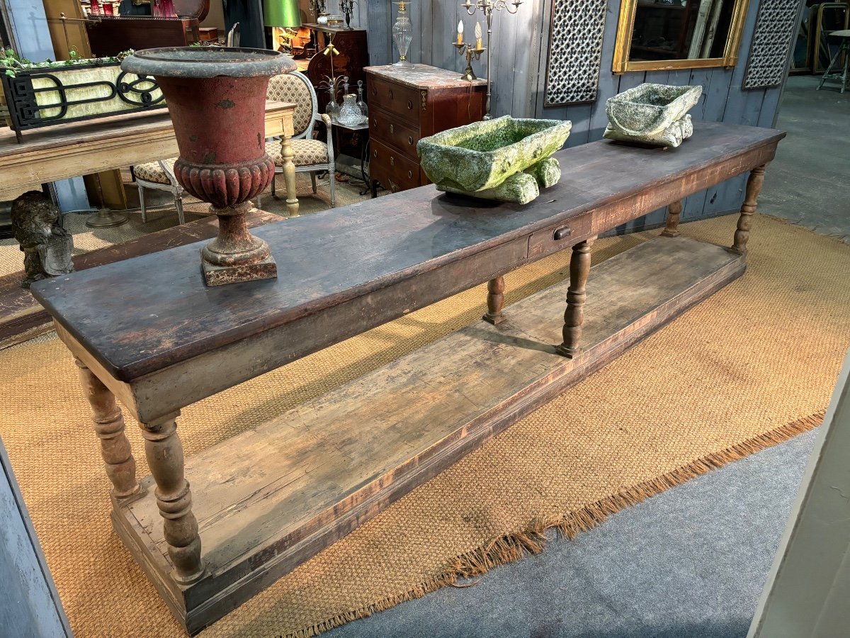 Draper's Table And Its Old Patina -photo-2