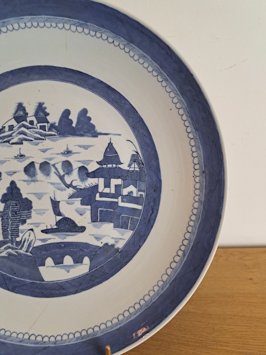 China, Large Dish, White Blue Porcelain, XIX °.-photo-2