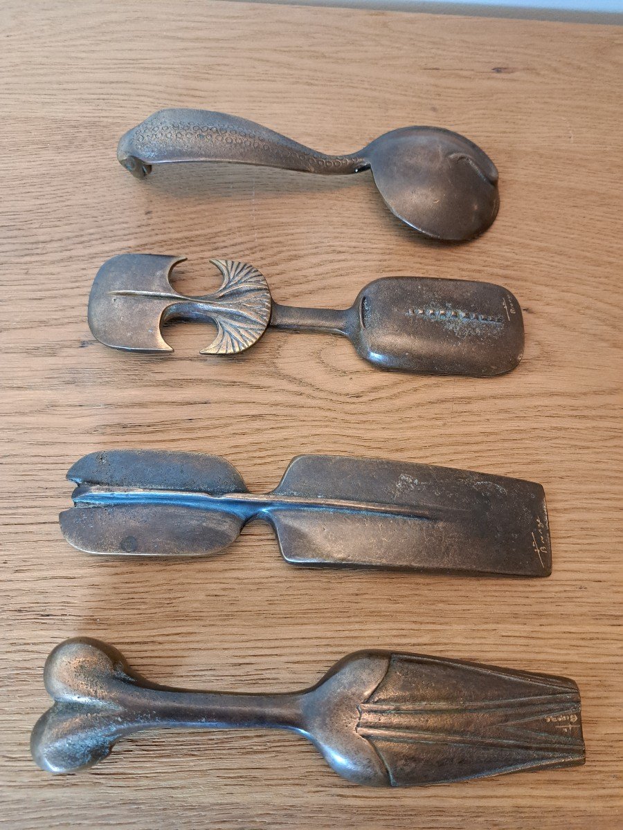 Suite Of Four Cosmetic Spoons, Bronze, 20th Century.-photo-5