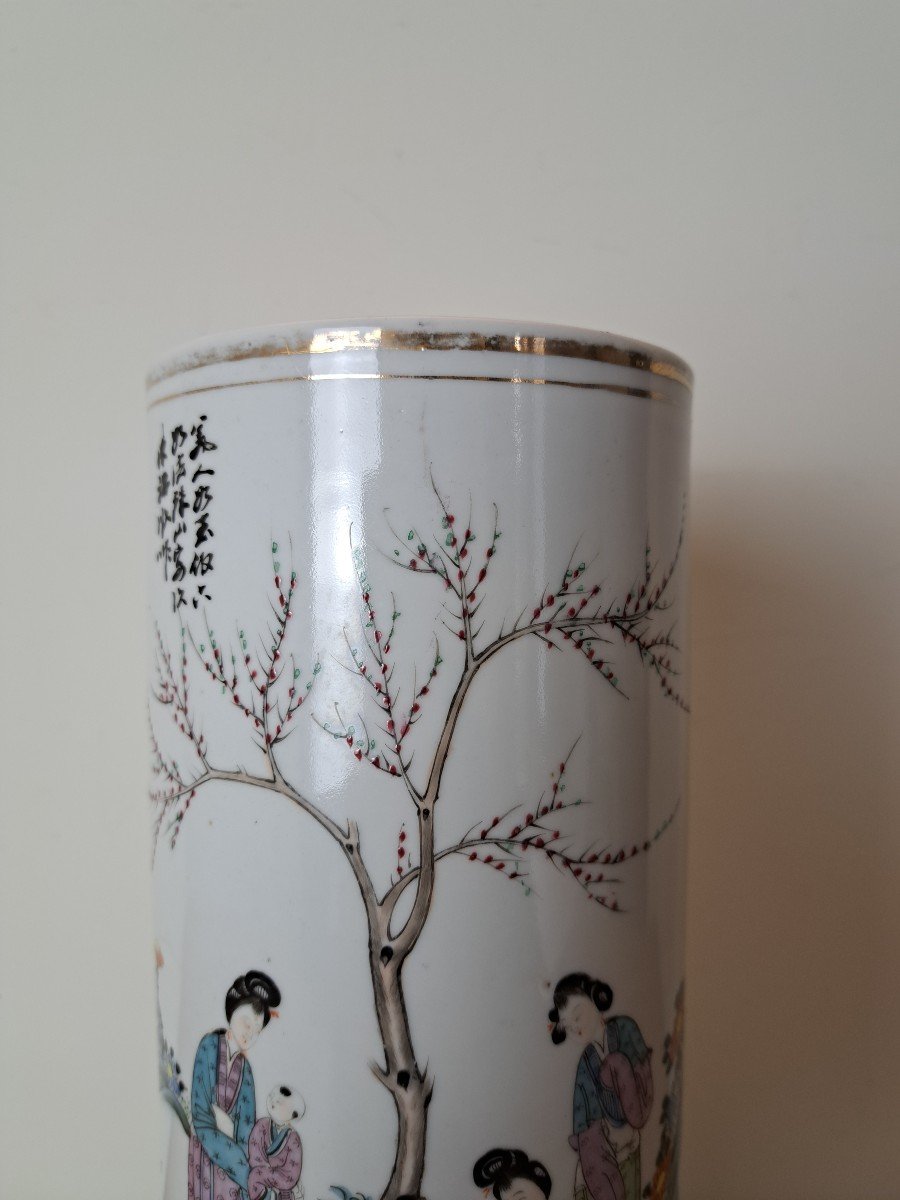 China, Roller Vase, Porcelain, Early 20th Century. -photo-2