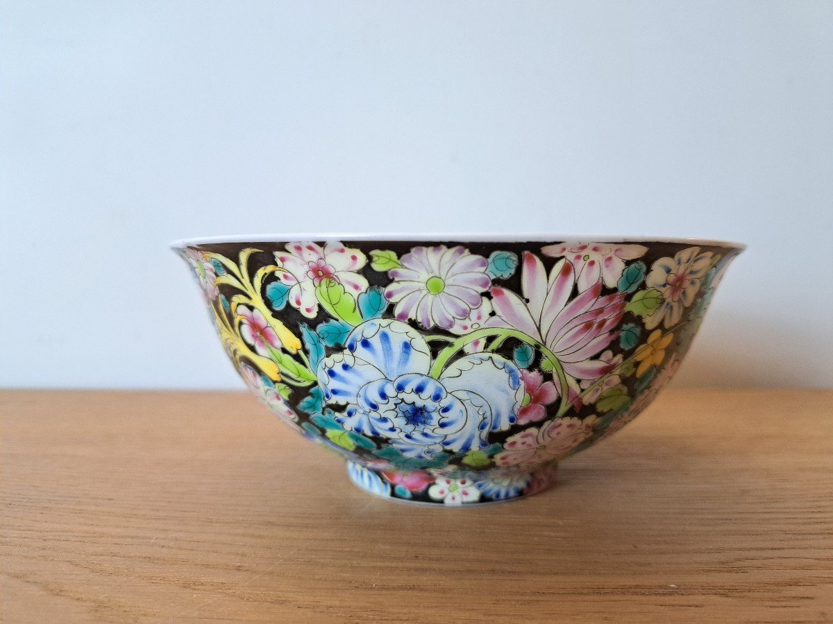 Chine , Coupe "mille Fleurs", Porcelaine émaillée , XX°. -photo-3