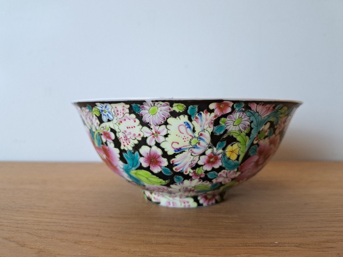 Chine , Coupe "mille Fleurs", Porcelaine émaillée , XX°. -photo-2