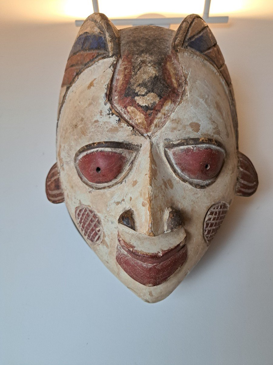 African Mask, Punu, Gabon, 20th Century. -photo-3