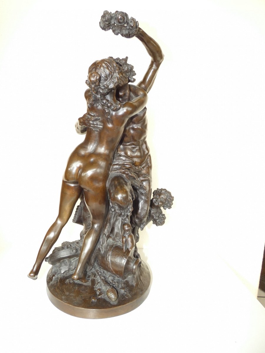 Sculpture En Bronze Representant Un Couple Et Un Enfant Signee Clodion et Fondeur BARBEDIENNE-photo-2