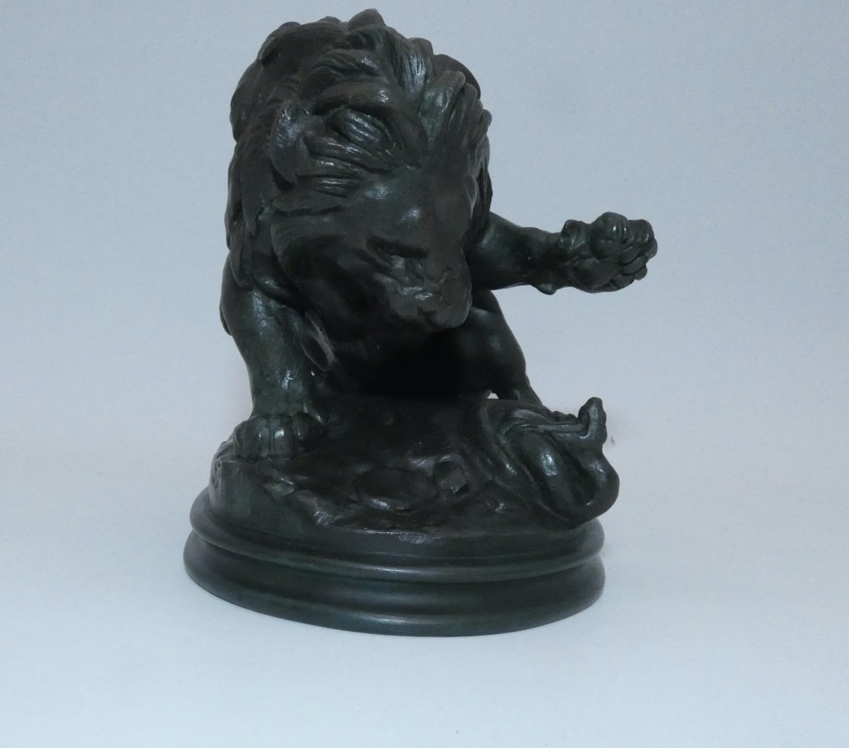 Bronze Sculpture Signed Barye The Lion With The Serpent-photo-3