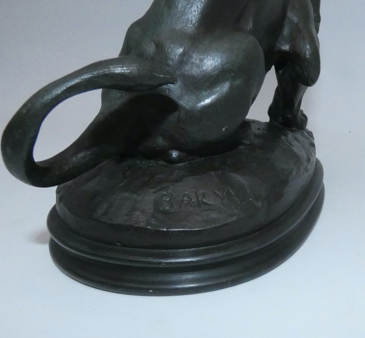 Bronze Sculpture Signed Barye The Lion With The Serpent-photo-1