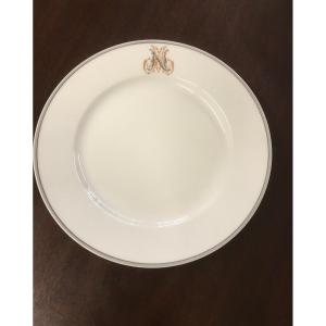 Très Belle Assiette En Porcelaine Monogramme Mn 