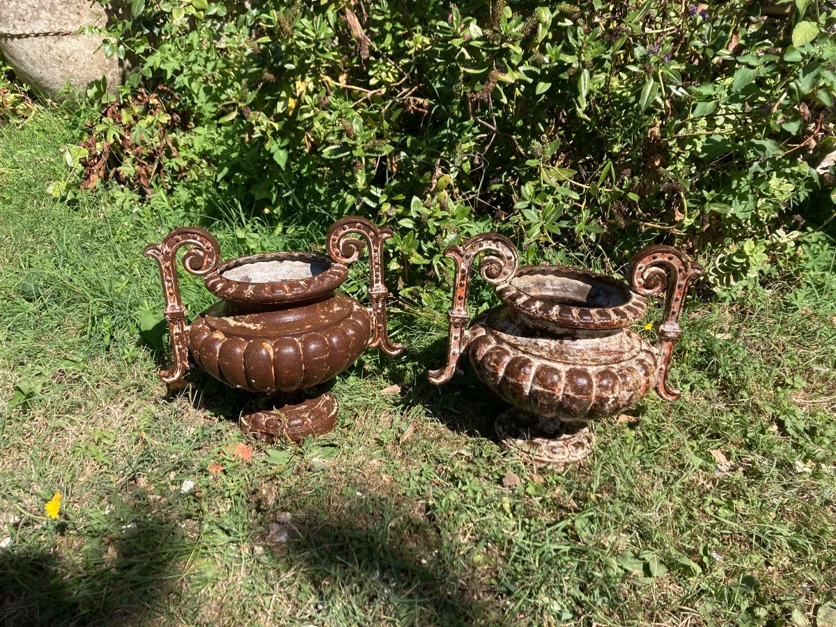 Pair Of Old Cast Iron Vases With Handles-photo-4