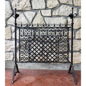 Gothic Style Wrought Iron Fire Screen 