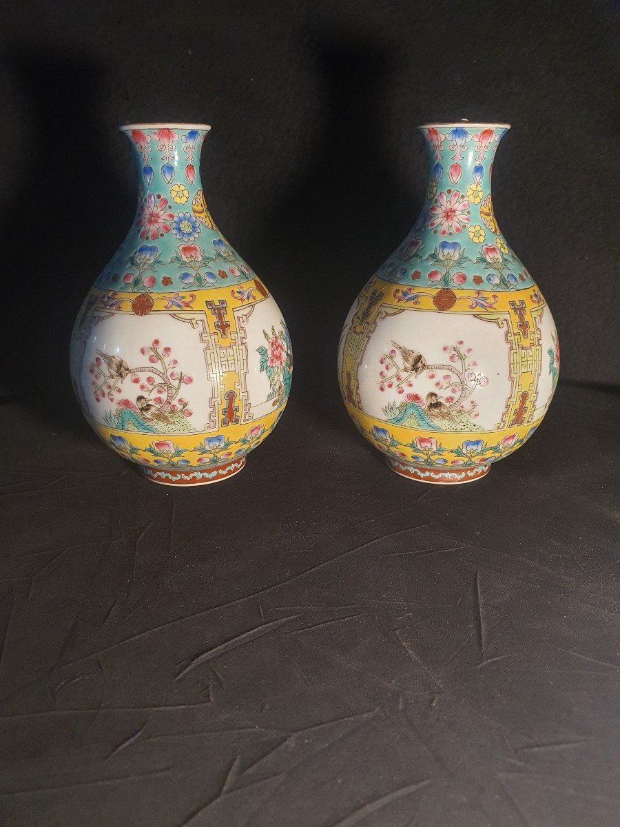 Pair Of Chinese Qianlong Famille Rose Style Vases.-photo-1
