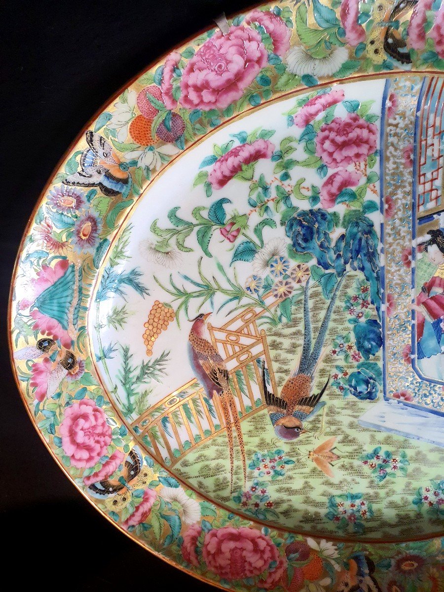 Large Dish China Canton Porcelain Famille Rose. 19th Century. -photo-4